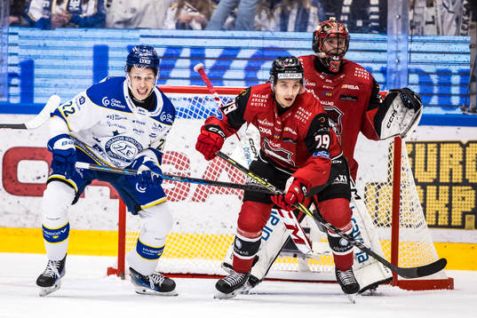 Leksands Lukas Vejdemo och Malmö Redhawks Jakub Galvas