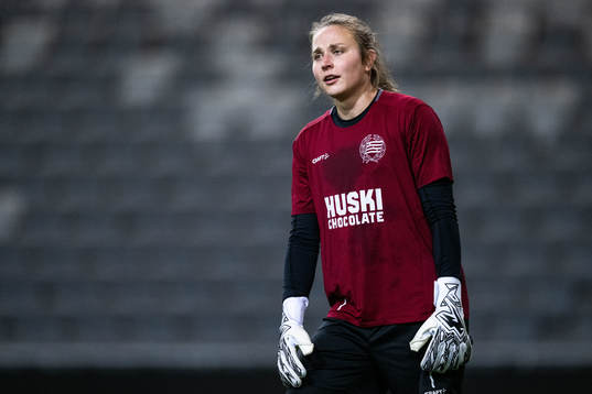 Målvakt Anna Tamminen