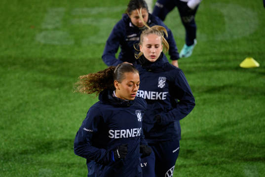 IFK Göteborgs Malva Larsson och Isabella Svanström