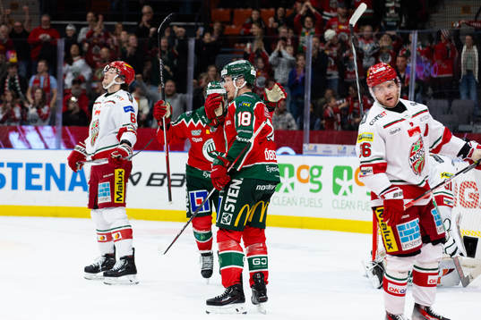 Frölundas Linus Öberg jublar