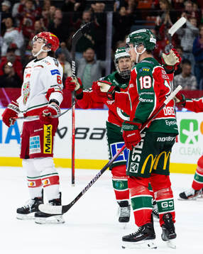 Frölundas Linus Öberg jublar