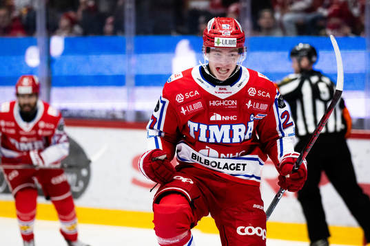 Timrås Oliver Johansson jublar