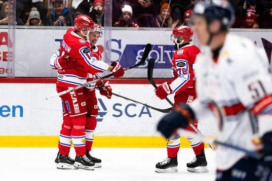 Timrås Jonathan Dahlén jublar