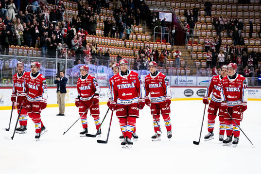 Timrås Magnus Pääjärvi jublar