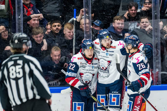 Linköping HCs William Worge Kreü jublar
