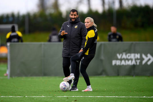 tränare Mak Lind och Josefine Rybrink