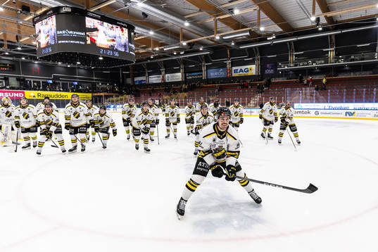 Bläddra bland fler bilder av Ishockey, Hockeyallsvenskan, Östersund - AIK