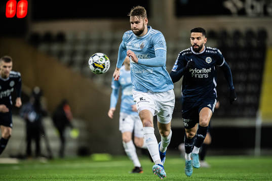 Gefles Niclas Håkansson och Utsiktens Paulo Marcelo Souza