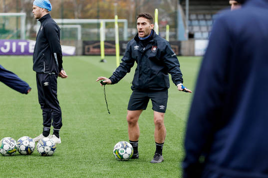 Örgrytes tränare Sören Börjesson, Xabier Ruiz Ocenda