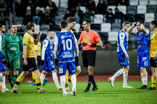 Ahlafors André Josefsson fäller Oddevolds Daniel Krezic