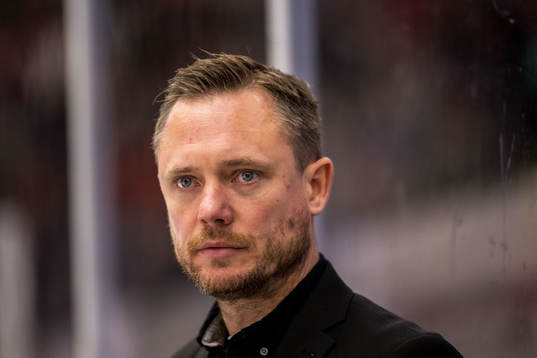 Västerås IKs tränare Karl Helmersson