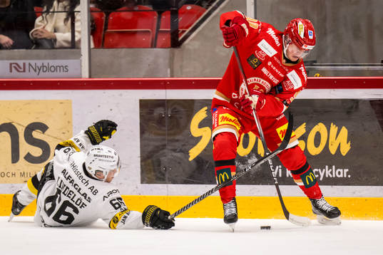 Västerås IKs Alexander Lindelöf och Kalmar HCs Teemu