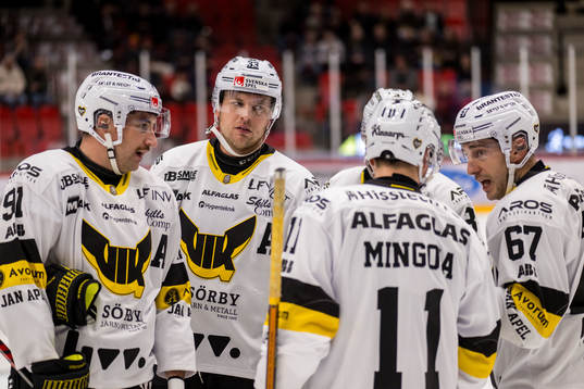 Västerås IKs spelare diskuterar
