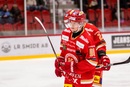 Kalmar HCs Teemu Olavi Lepaus deppar