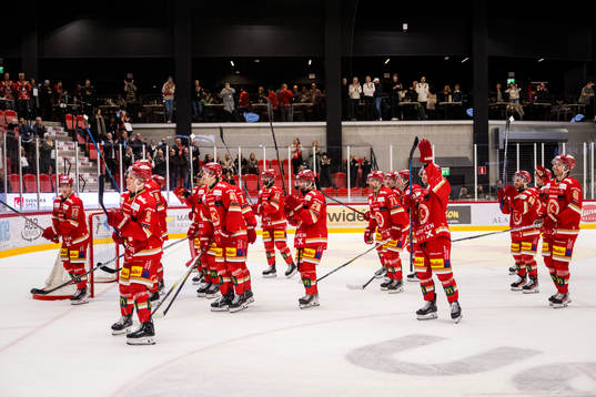Kalmar HCs spelare jublar