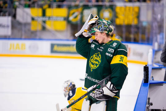 Björklövens målvakt Melker Lundqvist innan
