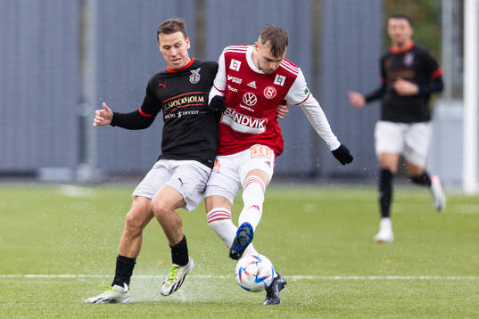 FC Stockholms William Jan och Sandvikens Emil Hodin