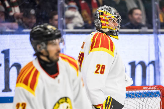 Brynäs IFs målvakt Damian Clara deppar