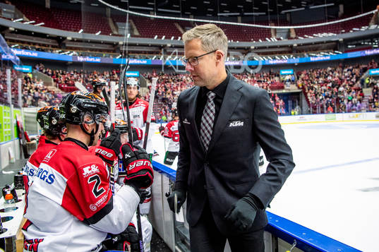 Örebros tränare Johan Hedberg