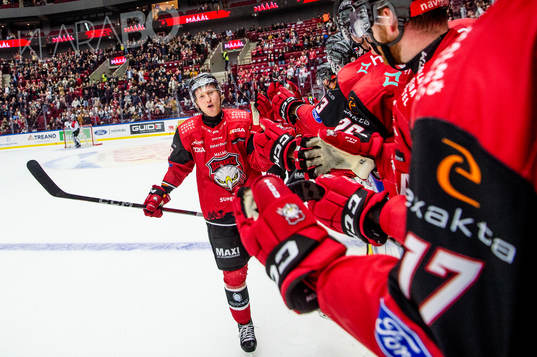 Malmö Redhawks Thomas Berg Paulsen jublar