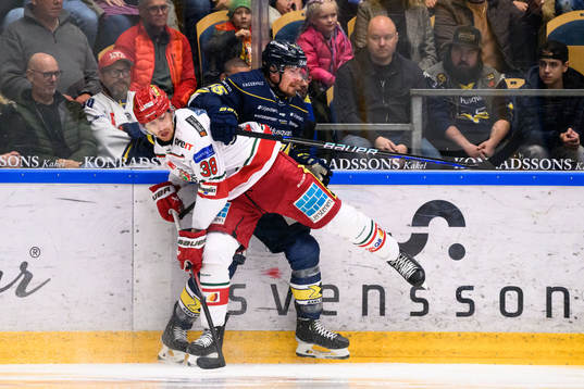 MoDos Johan Södergran och HV71s Mikael Seppälä