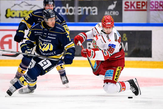 HV71s Nicholas Shore och MoDos Johan Södergran