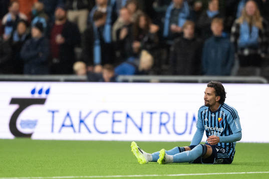 Djurgårdens Gustav Wikheim har ont