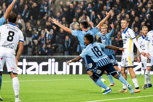 Djurgårdens Felix Vá jublar