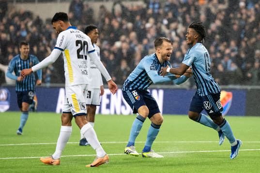 Djurgårdens Felix Vá jublar