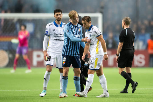 Sirius Daniel Stensson har ont och deppar