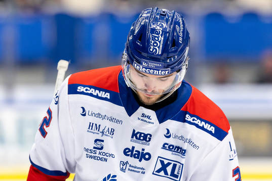 Oskarshamns Oscar Engsund deppar