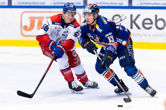 Oskarshamns Hugo Jonasson och Växjös Dylan McLaughlin