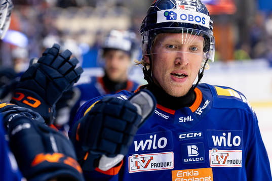 Växjös Marcus Sylvegård jublar
