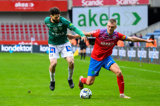 Brages Jonathan Syberg Tamimi och Helsingborgs Dennis Olsson
