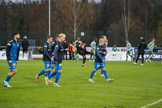 Spelarna värmer upp