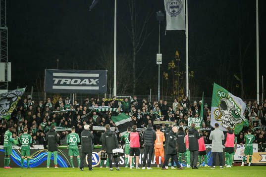 Hammarbys spelare tackar supportrarna
