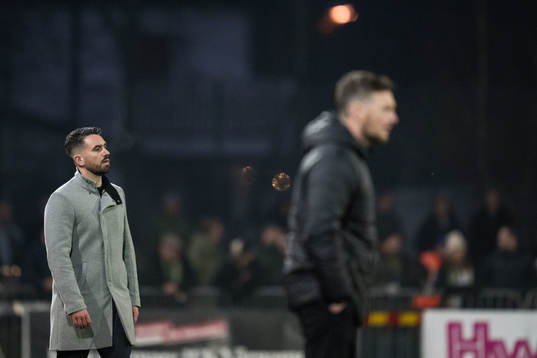 Hammarbys tränare Abel Lorincz och Värnamos tränare Kim
