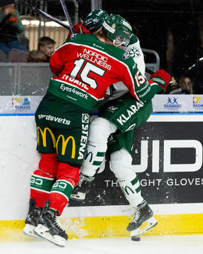 Frölundas Gustav Rydahl och Färjestads David Tomasek