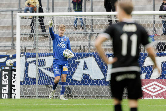 Örgrytes målvakt Mathias Nilsson