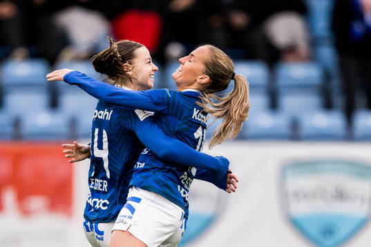 Trelleborgs Alice Egnér och Hanna Persson jublar