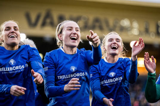 Trelleborgs Viktoria Persson jublar jublar
