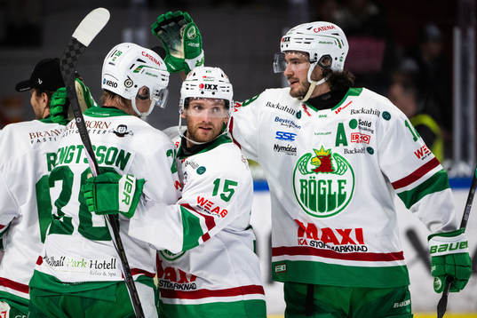 Rögles Simon Ryfors jublar