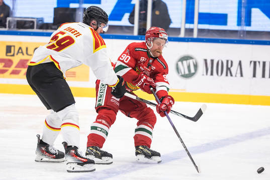 Brynäs Karlis Cukste och Moras Daniel Ljunggren