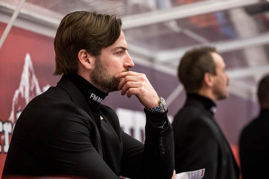 Moras assisterande tränare Fabian Gunnarsson