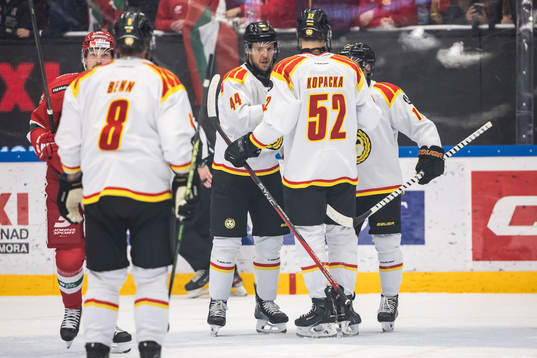 Brynäs IFs Linus Lindblom jublar