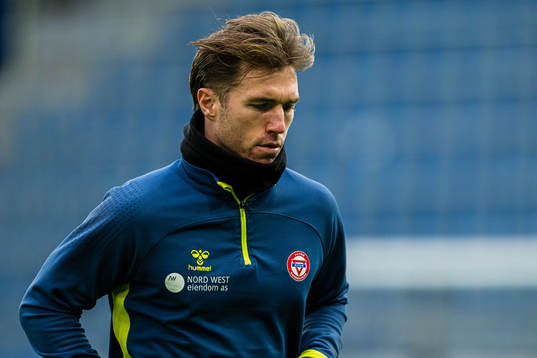 Remi-André Svindland of KFUM warms up