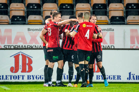Brommapojkarnas Zeidane Inoussa jublar