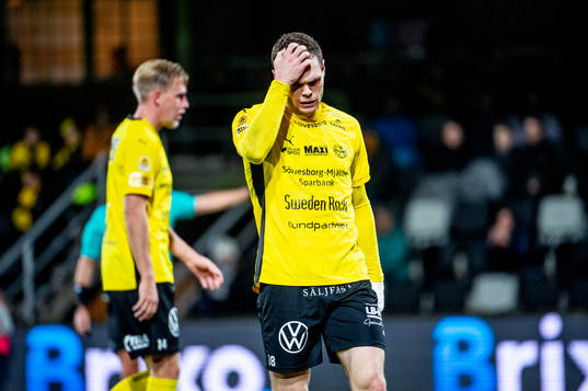Mjällbys Jacob Bergström deppar