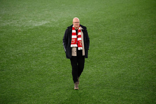 Degerfors sportchef Patrik Werner deppar
