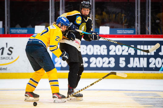 Dalarnas Tillie Ytfeldt och Västergötlands Moa Stridh
